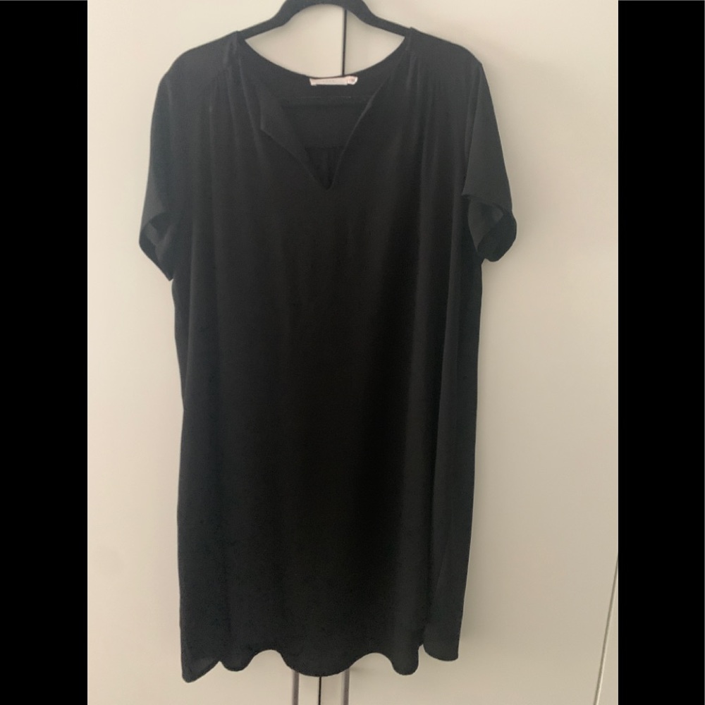 Lush Black Cap Sleeve Dress